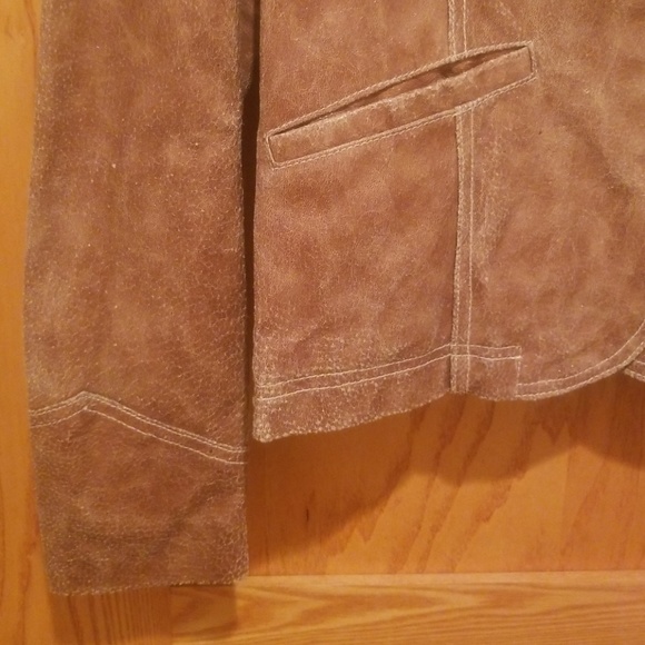 NWT DISTRESSED LEATHER JACKET - Picture 2 of 3